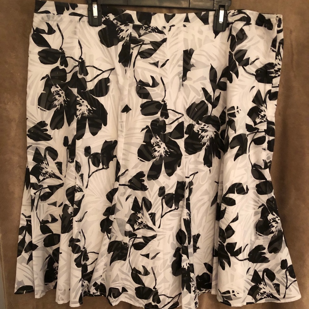 DressBarn Women's Flared Skirt